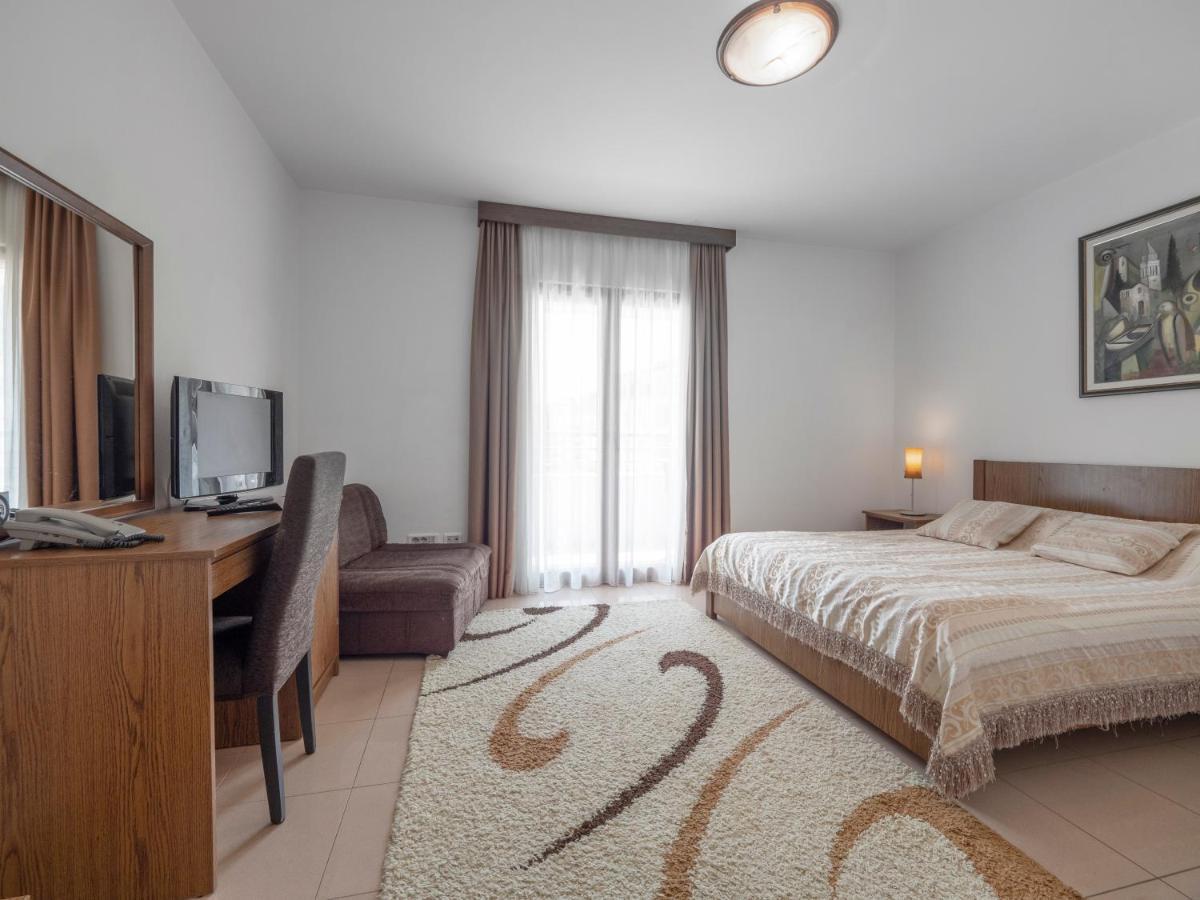 Butua Appartement